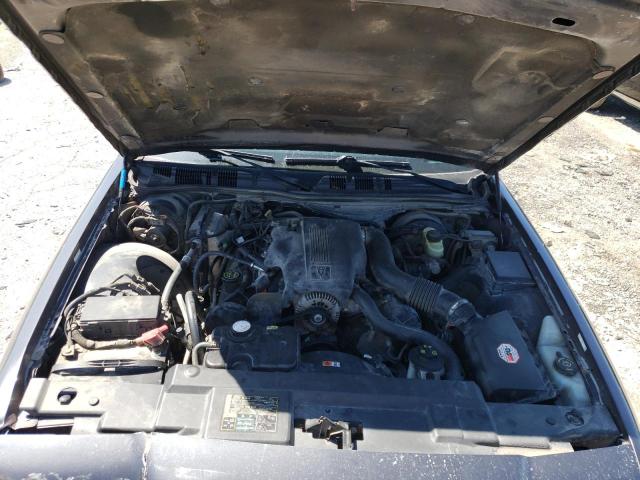 Photo 7 from auction – 2004 FORD CROWN VICT with VIN 2FAFP74W44X136898