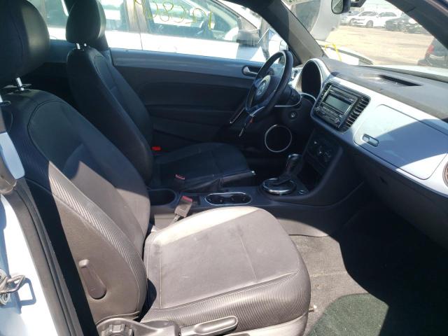 Photo 5 from auction – 2012 VOLKSWAGEN BEETLE with VIN 3VWJP7AT4CM653575