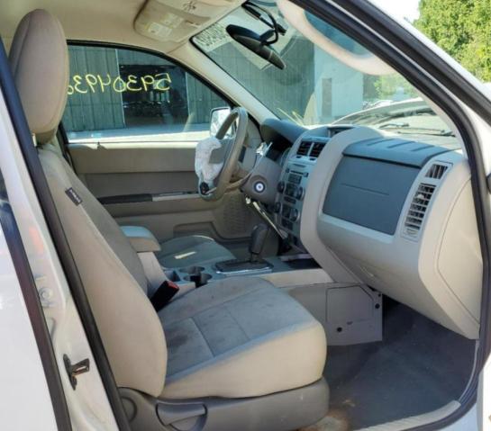 Photo 5 from auction – 2011 FORD ESCAPE XLT with VIN 1FMCU0D77BKC27374