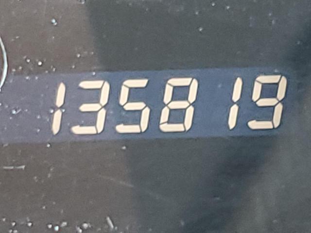 Photo 8 from auction – 2004 LEXUS ES 330 with VIN JTHBA30G445002085