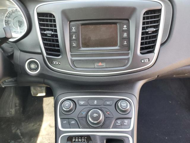 Photo 9 from auction – 2015 CHRYSLER 200 LIMITE with VIN 1C3CCCAB3FN589955