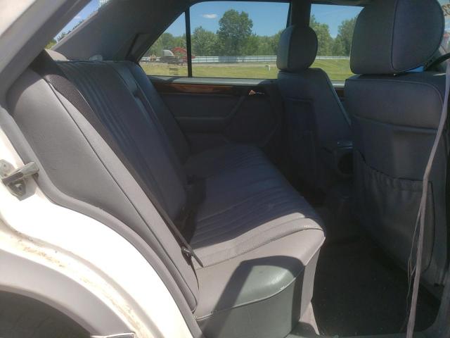 Photo 6 from auction – 1995 MERCEDES-BENZ E 300D with VIN WDBEB31E2SC213933