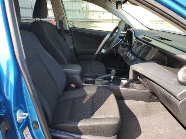 Photo 5 from auction – 2017 TOYOTA RAV4 LE with VIN JTMZFREV6HJ126092