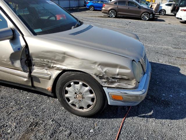 Photo 9 from auction – 1999 MERCEDES-BENZ E 320 with VIN WDBJF65H4XA828012