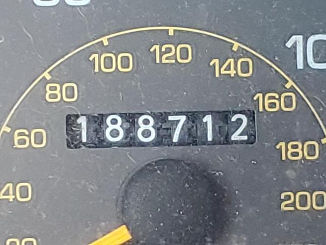 Photo 8 from auction – 1995 TOYOTA CAMRY LE with VIN 4T1SK12E4SU487843