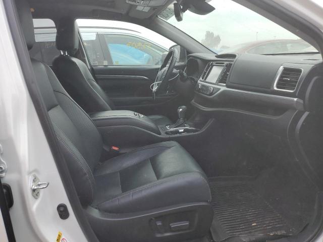 Photo 5 from auction – 2019 TOYOTA HIGHLANDER with VIN 5TDDGRFH5KS070964