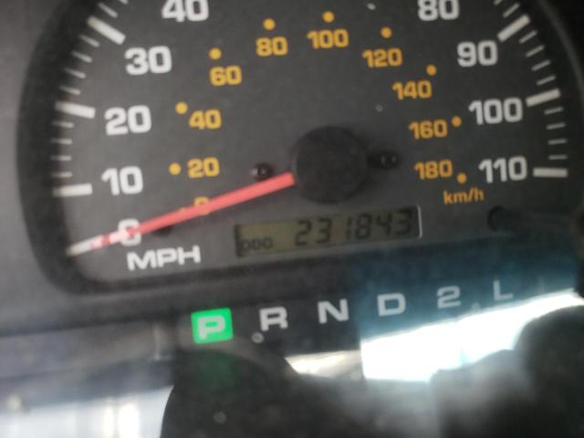 Photo 8 from auction – 2002 TOYOTA 4RUNNER SR with VIN JT3GN86RX20243990