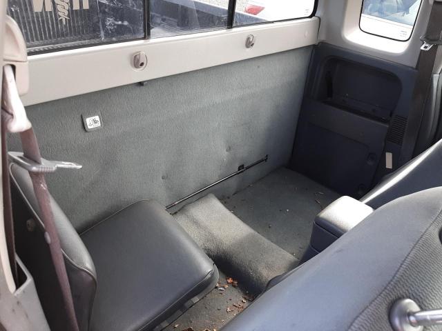 Photo 6 from auction – 2004 NISSAN FRONTIER with VIN 1N6ED26Y94C454803