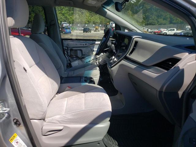 Photo 5 from auction – 2015 TOYOTA SIENNA LE with VIN 5TDKK3DC1FS614229