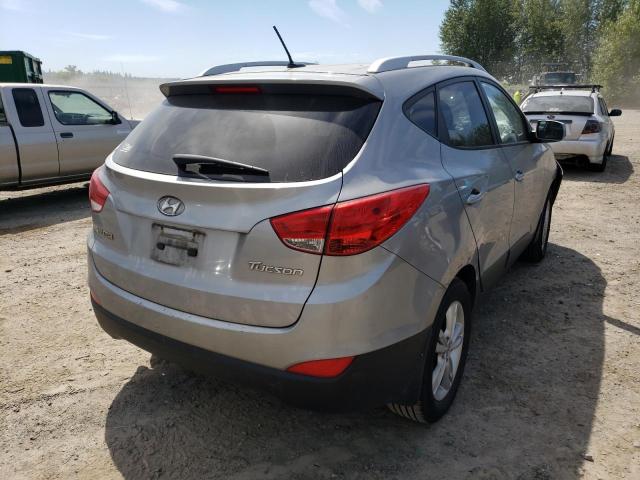 Photo 4 from auction – 2011 HYUNDAI TUCSON GLS with VIN KM8JU3AC0BU157876