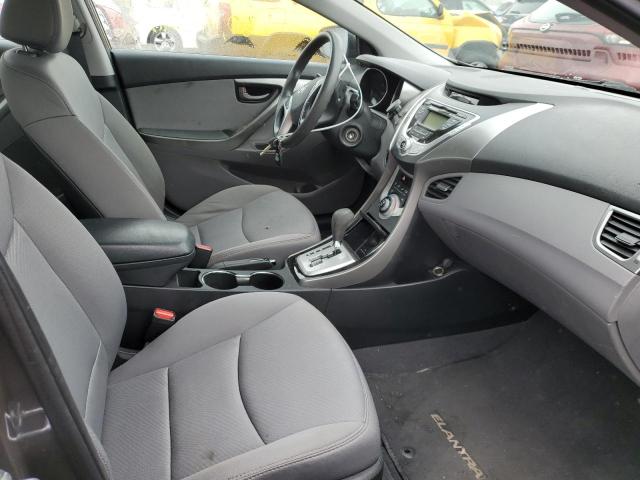 Photo 5 from auction – 2012 HYUNDAI ELANTRA GL with VIN 5NPDH4AE4CH062861