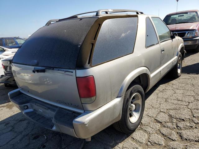 Photo 4 from auction – 2001 CHEVROLET BLAZER with VIN 1GNCS18WX1K263678