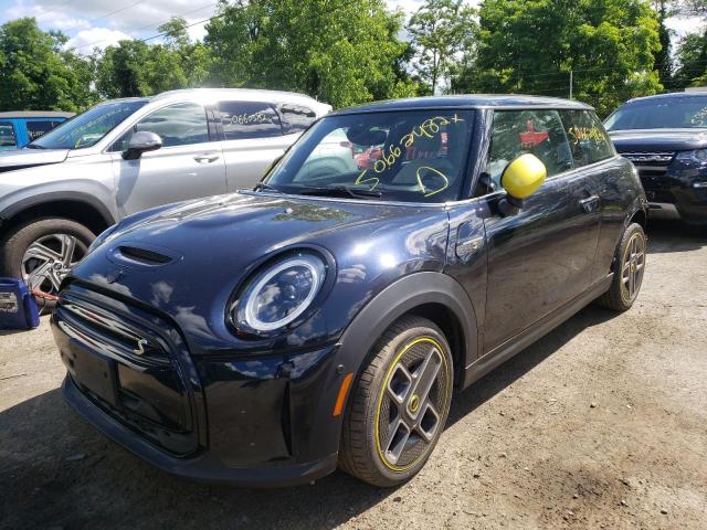 Photo 2 from auction – 2022 MINI COOPER SE with VIN WMW13DJ04N2R74557
