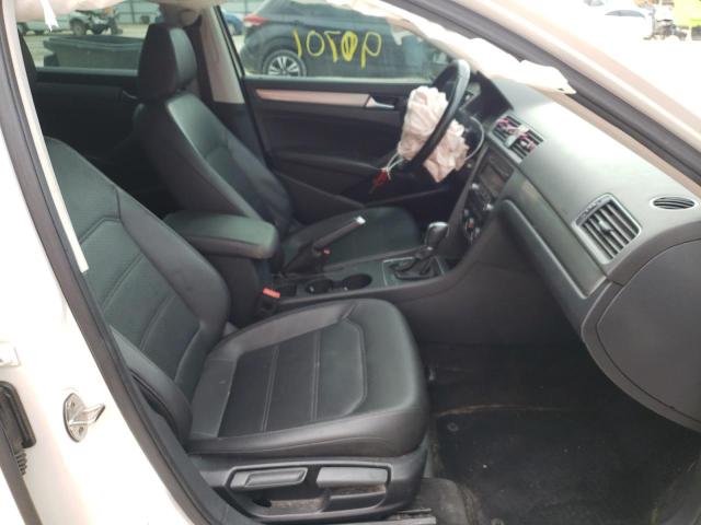 Photo 5 from auction – 2015 VOLKSWAGEN PASSAT S with VIN 1VWAS7A30FC041295