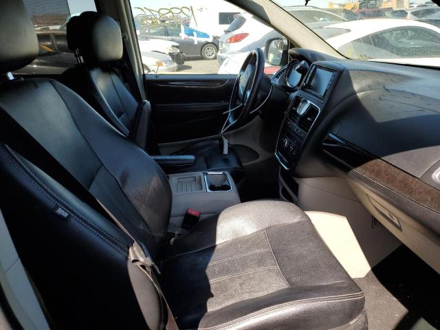 Photo 5 from auction – 2011 CHRYSLER TOWN & COU with VIN 2A4RR8DG7BR641037