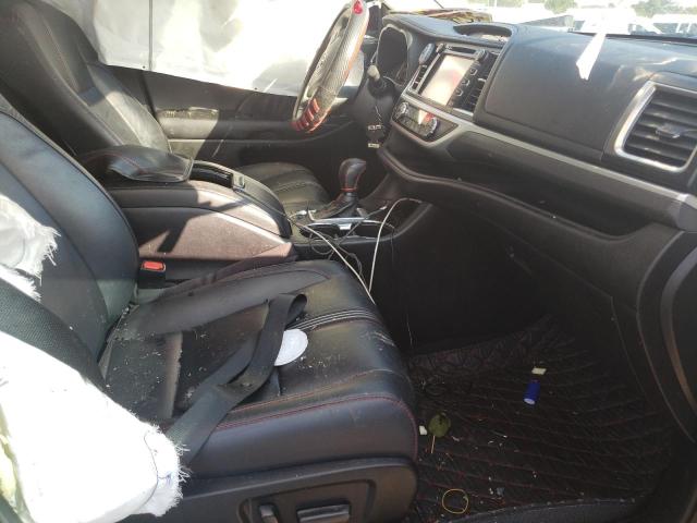 Photo 5 from auction – 2019 TOYOTA HIGHLANDER with VIN 5TDJZRFH9KS986169
