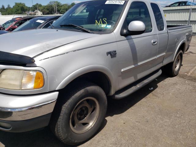 Photo 9 from auction – 2000 FORD F150 with VIN 1FTRX18LXYNA13568