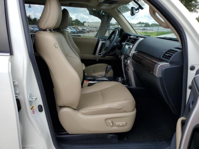 Photo 5 from auction – 2018 TOYOTA 4RUNNER SR with VIN JTEBU5JR3J5547268