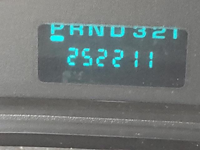 Photo 8 from auction – 2005 CHEVROLET EXPRESS G3 with VIN 1GCHG35V151223783