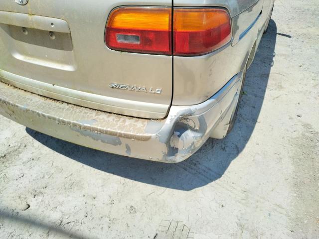 Photo 9 from auction – 2000 TOYOTA SIENNA with VIN 4T3ZF13CXYU180239
