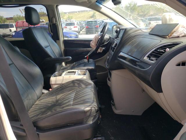 Photo 5 from auction – 2013 CHRYSLER TOWN & COU with VIN 2C4RC1BG9DR675050
