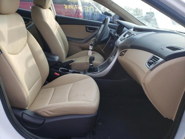 Photo 5 from auction – 2012 HYUNDAI ELANTRA GL with VIN 5NPDH4AE9CH136694