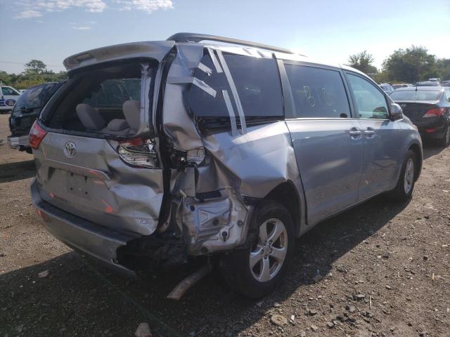 Photo 4 from auction – 2017 TOYOTA SIENNA LE with VIN 5TDKZ3DC1HS775081