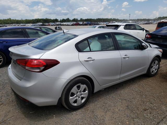 Photo 4 from auction – 2018 KIA FORTE LX with VIN 3KPFK4A74JE168370