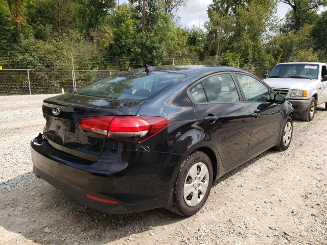 Photo 4 from auction – 2017 KIA FORTE LX with VIN 3KPFK4A71HE029551