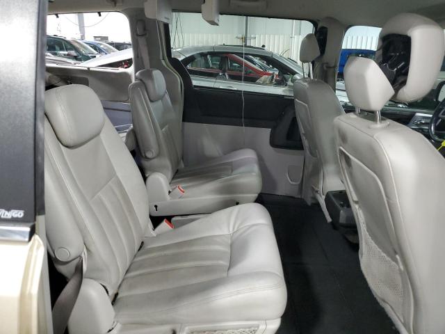 Photo 6 from auction – 2010 CHRYSLER TOWN & COU with VIN 2A4RR5DX7AR281569