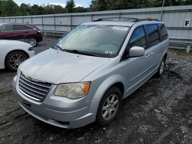 Photo 2 from auction – 2010 CHRYSLER TOWN & COU with VIN 2A4RR5D14AR347989