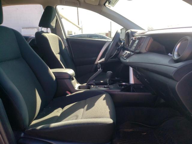 Photo 5 from auction – 2018 TOYOTA RAV4 LE with VIN JTMZFREV1JJ176100