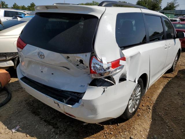 Photo 9 from auction – 2012 TOYOTA SIENNA XLE with VIN 5TDYK3DC1CS243398