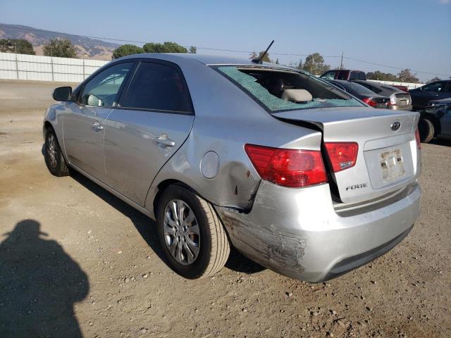 Zdjęcie 3 z aukcji – 2013 KIA FORTE EX z VIN KNAFU4A29D5687782