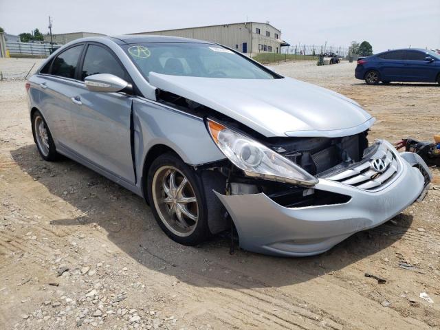 HYUNDAI SONATA SE 2013 with VIN 5NPEC4AC6DH678130 - Photo from auction