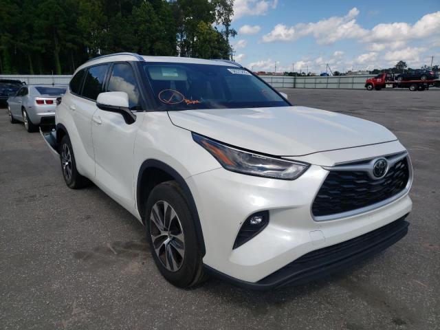 TOYOTA HIGHLANDER 2021 with VIN 5TDGZRAH7MS041502 - Photo from auction