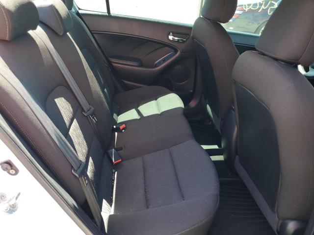 Photo 6 from auction – 2016 KIA FORTE LX with VIN KNAFK4A61G5585809