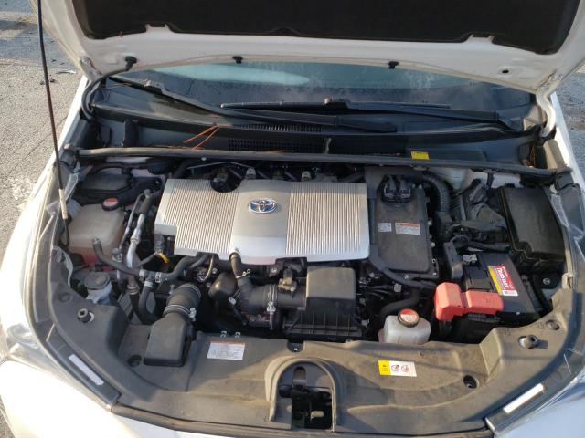 Photo 7 from auction – 2016 TOYOTA PRIUS with VIN JTDKARFU5G3019110