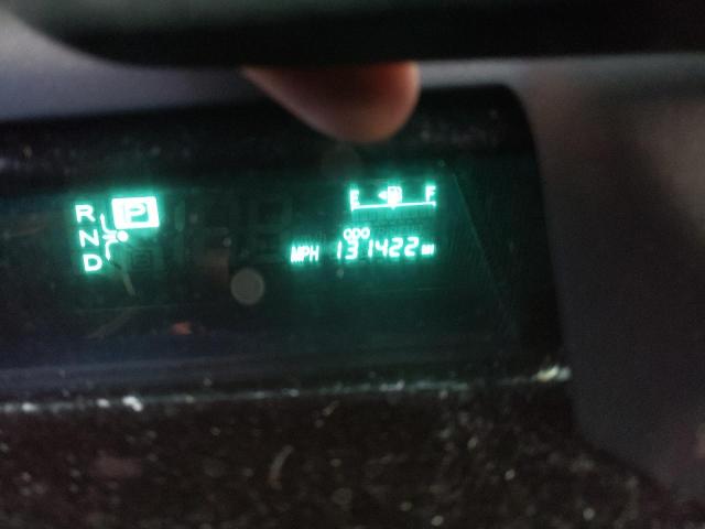 Photo 8 from auction – 2006 TOYOTA PRIUS with VIN JTDKB20U067067795