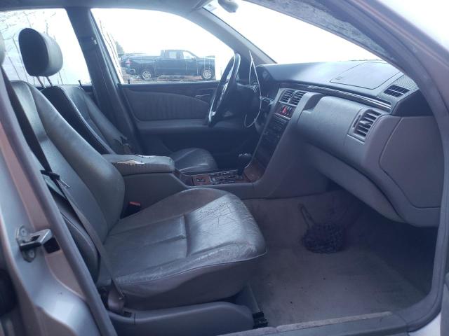 Photo 5 from auction – 1999 MERCEDES-BENZ E 320 with VIN WDBJF65H9XA878775