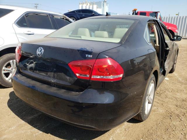 Photo 4 from auction – 2015 VOLKSWAGEN PASSAT S with VIN 1VWAT7A35FC095298