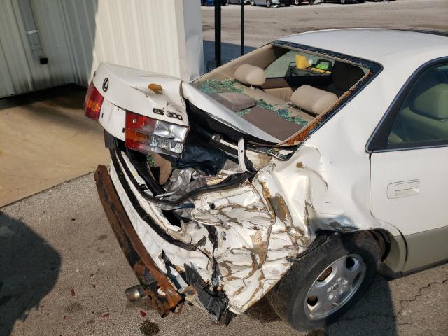 Photo 9 from auction – 1999 LEXUS ES 300 with VIN JT8BF28G4X0201591