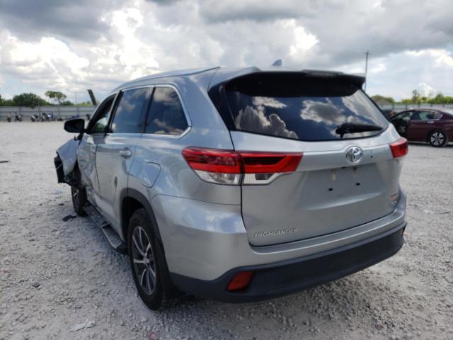 Photo 3 from auction – 2018 TOYOTA HIGHLANDER with VIN 5TDKZRFH3JS265204