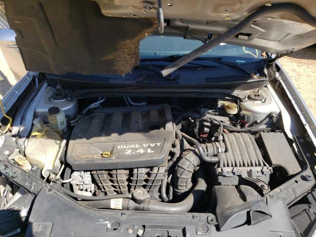 Photo 7 from auction – 2011 CHRYSLER 200 LIMITE with VIN 1C3BC2FB3BN582402