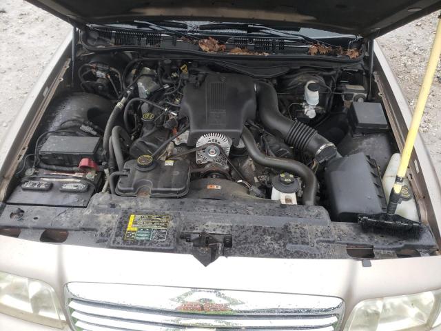 Photo 7 from auction – 2004 FORD CROWN VICT with VIN 2FAFP74W54X131239