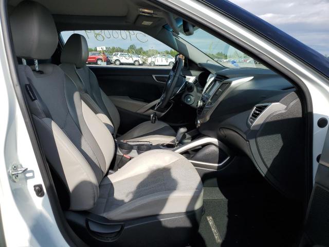 Photo 5 from auction – 2013 HYUNDAI VELOSTER with VIN KMHTC6AD5DU139818