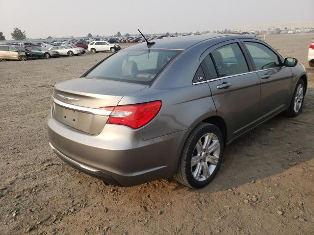 Photo 4 from auction – 2013 CHRYSLER 200 TOURIN with VIN 1C3CCBBB3DN695747