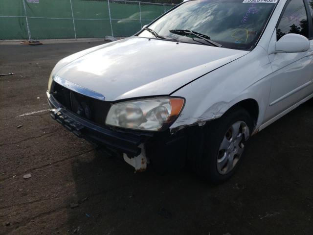 Photo 9 from auction – 2004 KIA SPECTRA LX with VIN KNAFE121745047233