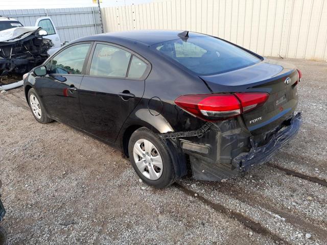 Photo 3 from auction – 2017 KIA FORTE LX with VIN 3KPFK4A7XHE043867