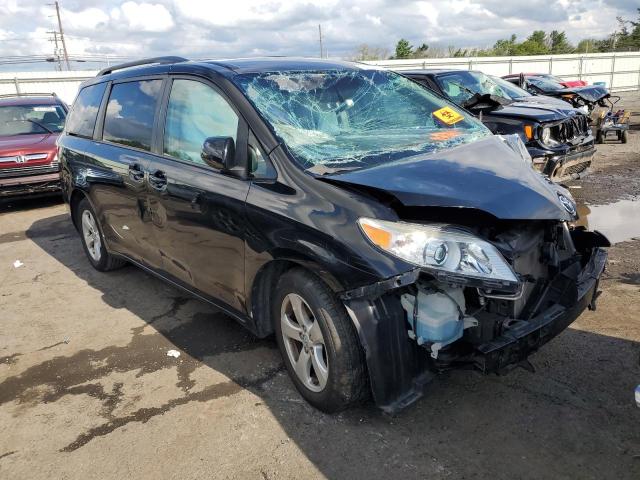 TOYOTA SIENNA LE 2015 with VIN 5TDKK3DC0FS563354 - Photo from auction